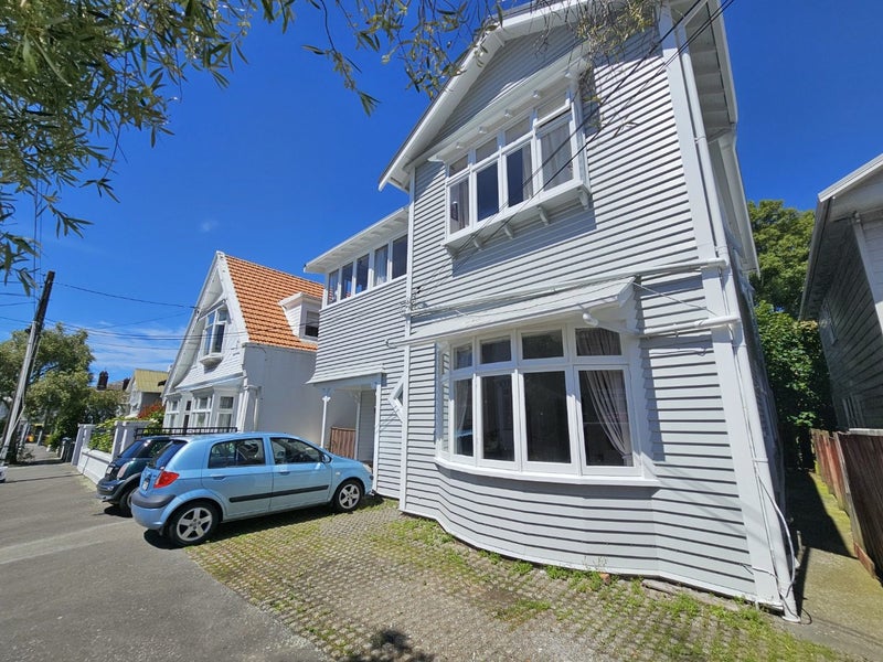 23 Palmer Street, Aro Valley, Wellington - Carousel 1