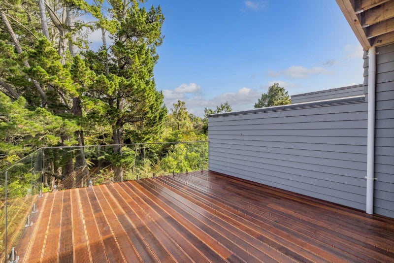 7/3 Kaimai Avenue, Massey, Auckland - Carousel 1