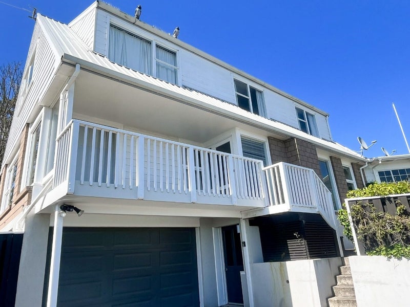 9 Patchett Place, Cashmere, Christchurch - Carousel 1