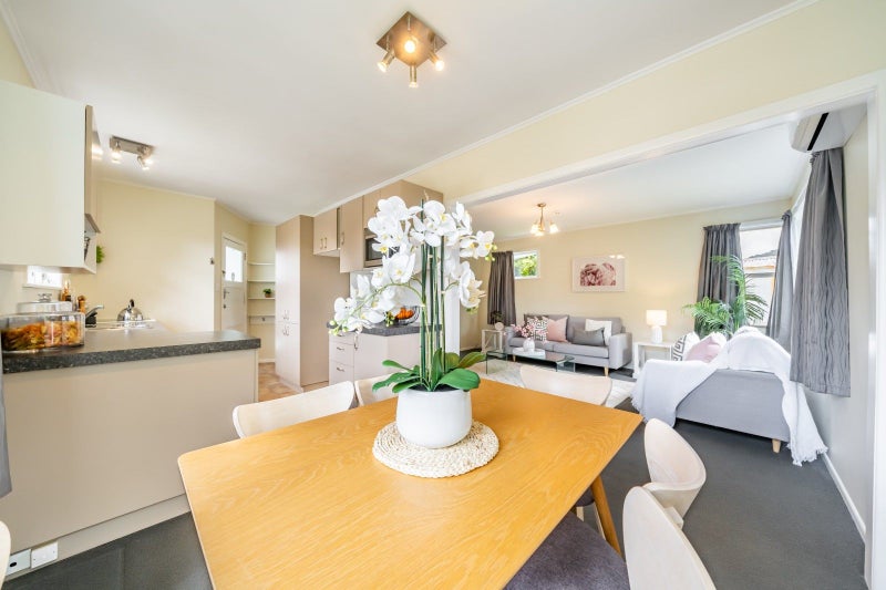 22 Pasadena Crescent, Totara Park, Upper Hutt - Carousel 2