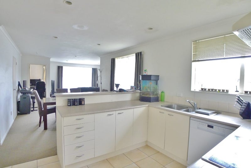 2/12 Bowater Place, Manurewa, Auckland - Carousel 9
