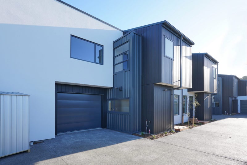 2/31 Newmark Street, Bishopdale, Christchurch - Carousel 1