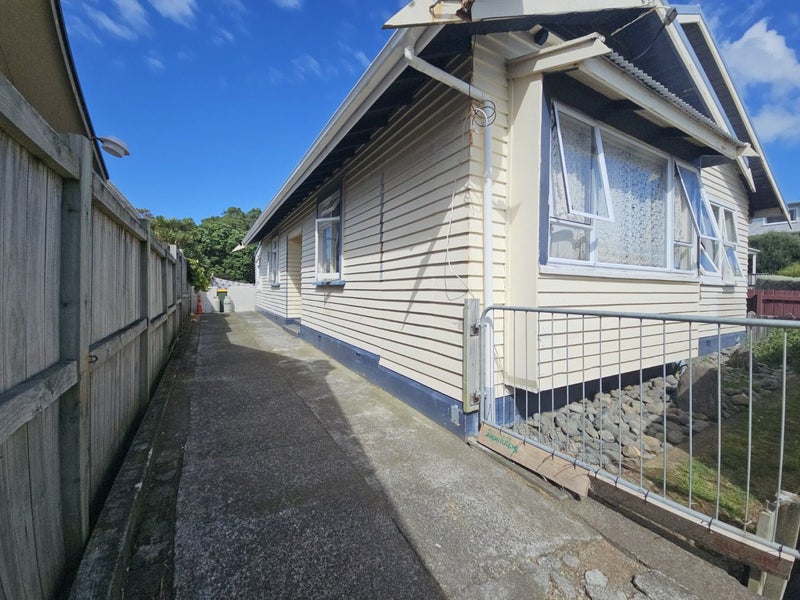373A St Aubyn Street, Moturoa, New Plymouth - Carousel 2