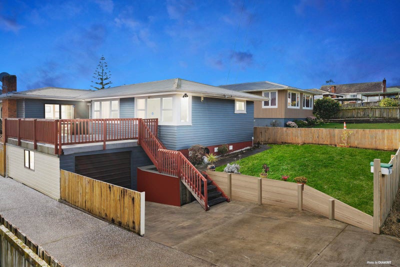 5A Graham Bell Avenue, Mount Roskill, Auckland - Carousel 1