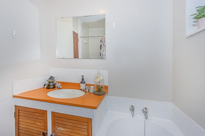 2/191 Waimairi Road, Ilam, Christchurch - Carousel 13