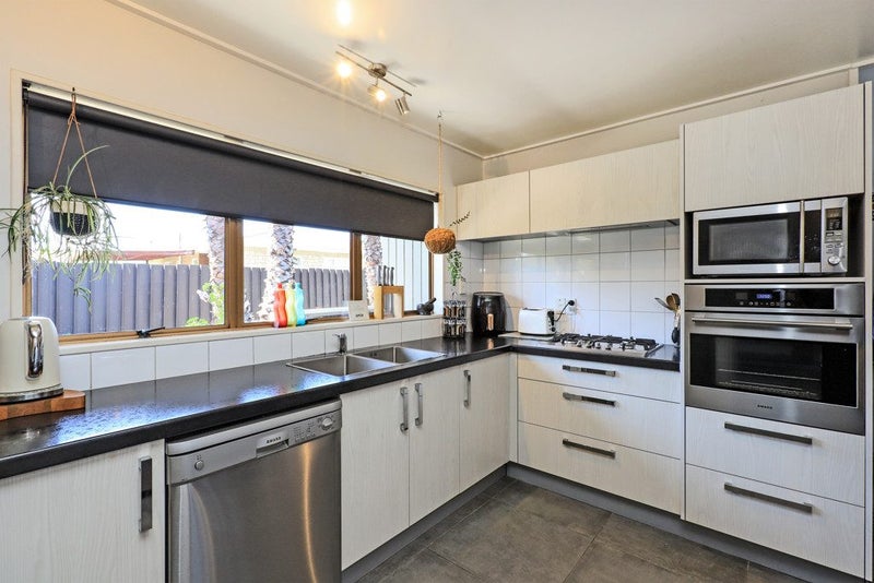 100 Flaxmere Avenue, Flaxmere, Hastings - Carousel 1