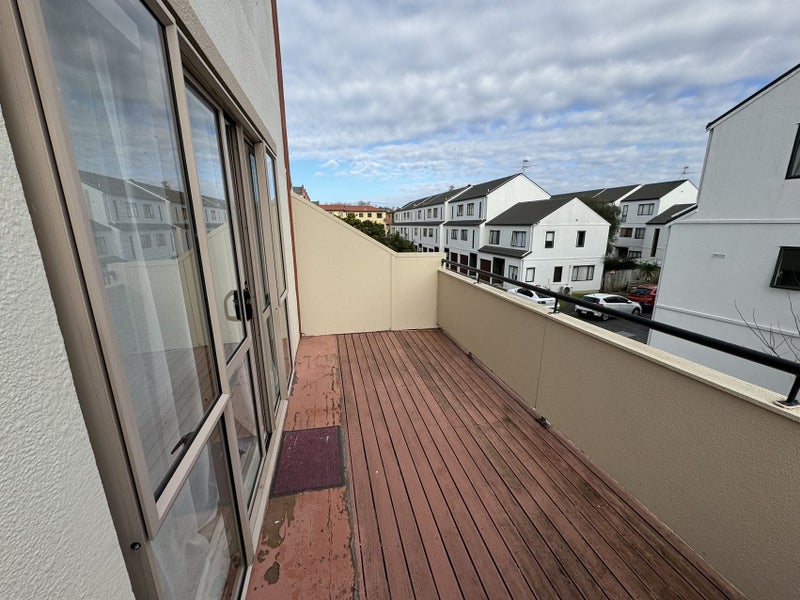 10/1 Ambrico Place, New Lynn, Auckland - Carousel 2