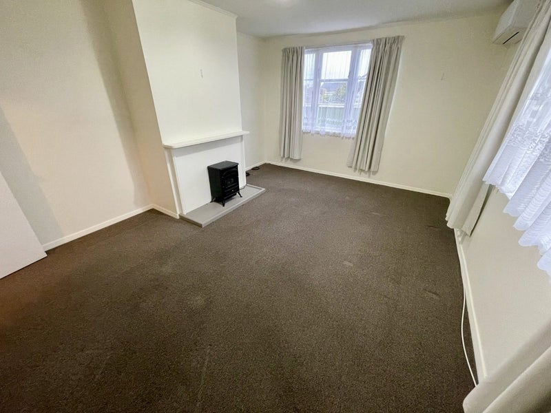 32 Naenae Road, Naenae, Lower Hutt - Carousel 2