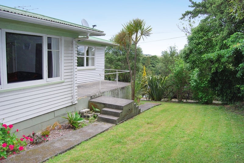 1868 State Highway 1, Kaiwaka - Carousel 2