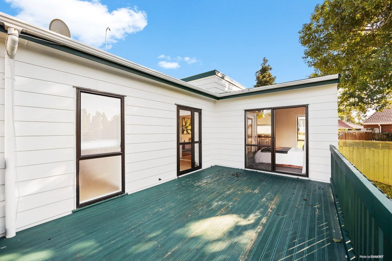 10A Forest Hill Road, Henderson, Auckland - Carousel 15