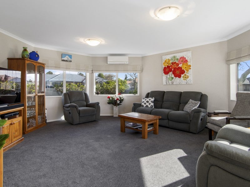 1 Ranfurly Terrace, Pyes Pa, Tauranga - Carousel 2