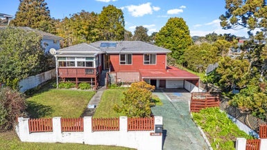 15 Osman Street, Glen Eden, Auckland - Carousel 1