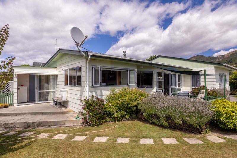 42 Bodkin Street, Wanaka - Carousel 30