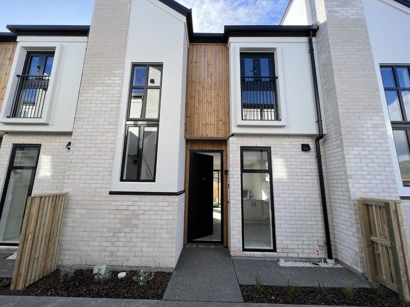 3/16 Rutherford Street, Woolston, Christchurch - Carousel 1