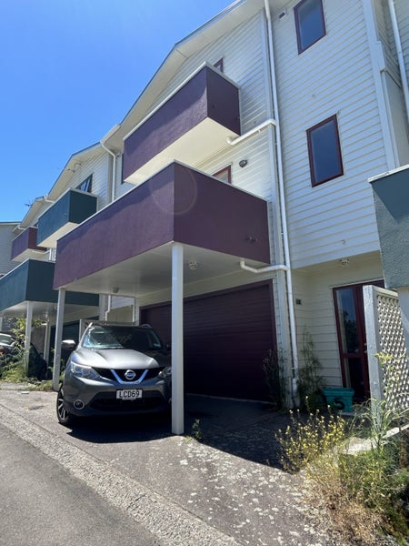 5 Mitika Way, Strathmore Park, Wellington - Carousel 1