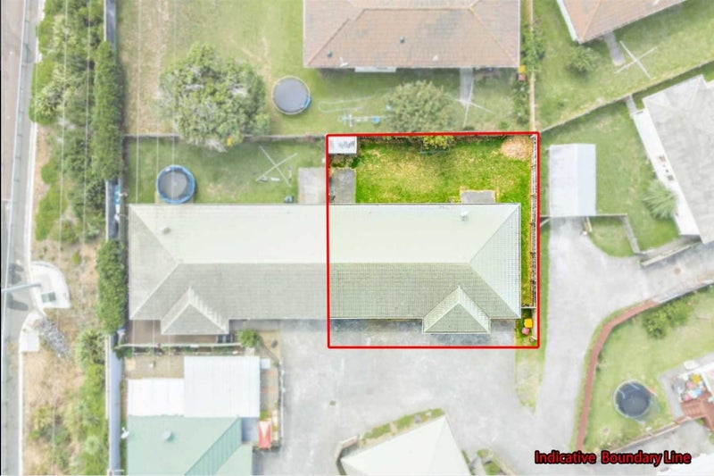 1/11 Solveig Place, Randwick Park, Auckland - Carousel 14