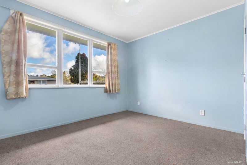 35 Riverpark Crescent, Henderson, Auckland - Carousel 2