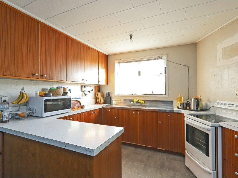 12 Baker Street, Flaxmere, Hastings - Carousel 2