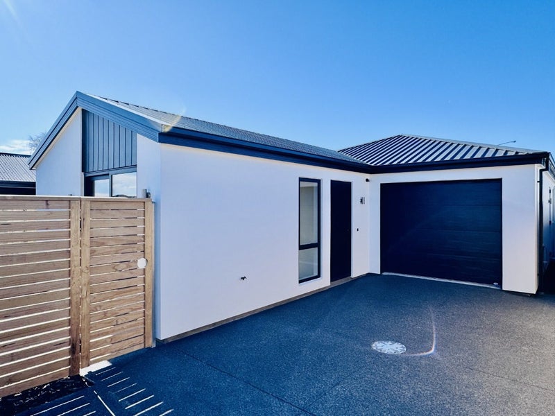 45 Chrysolite Place, Belfast, Christchurch - Carousel 1