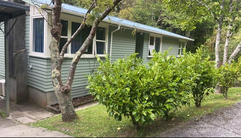73 Elmslie Road, Pinehaven, Upper Hutt - Carousel 1