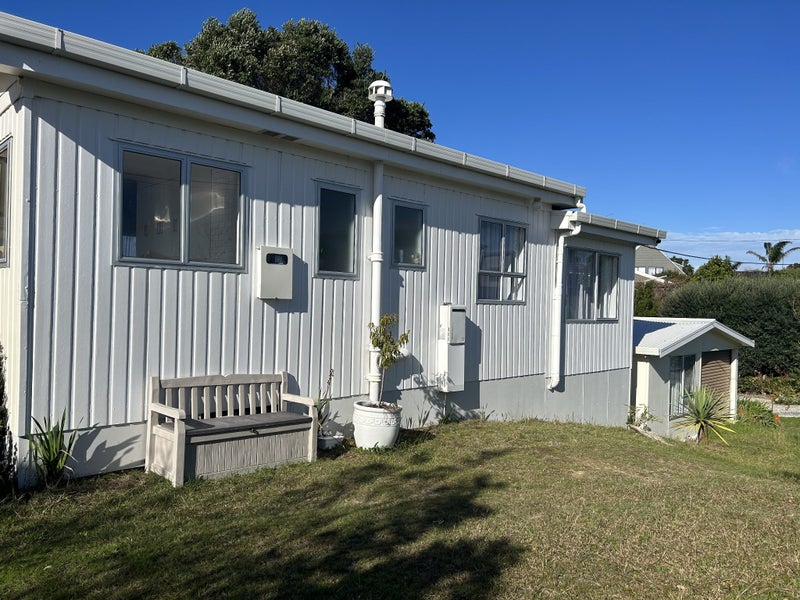 11 Devon Street, Mangawhai Heads, Mangawhai - Carousel 1