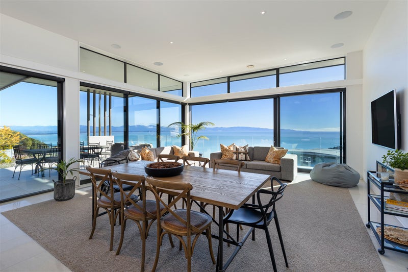 85 The Cliffs, Britannia Heights, Nelson - Carousel 3