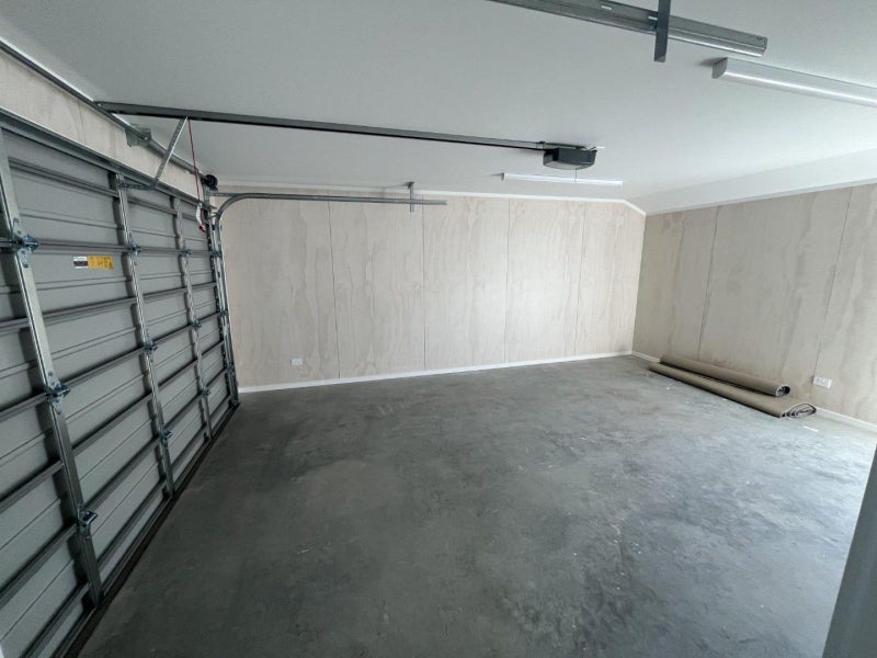 1 Wheeler Place, Upper Vogeltown, New Plymouth - Carousel 16