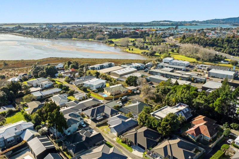 10 Himalayan Close, Judea, Tauranga - Carousel 22