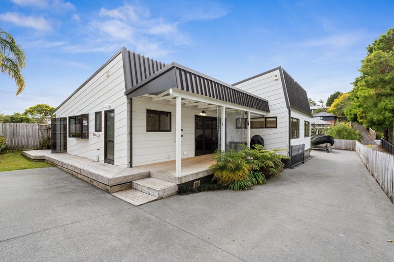 69 Mackesy Road, Parahaki, Whangarei - Carousel 1