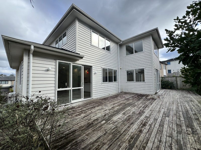 39 Travis View Drive, Fairview Heights, Auckland - Carousel 35