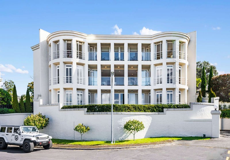 6C Glen Esk Place, Remuera, Auckland - Carousel 1