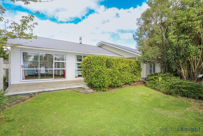 33 Powell Crescent, Ilam, Christchurch - Carousel 2