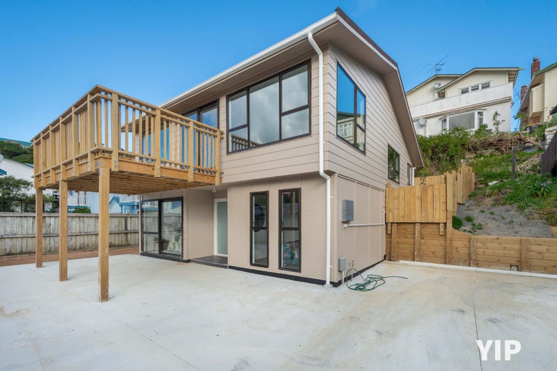 13 Petherick Crescent, Johnsonville, Wellington - Carousel 19