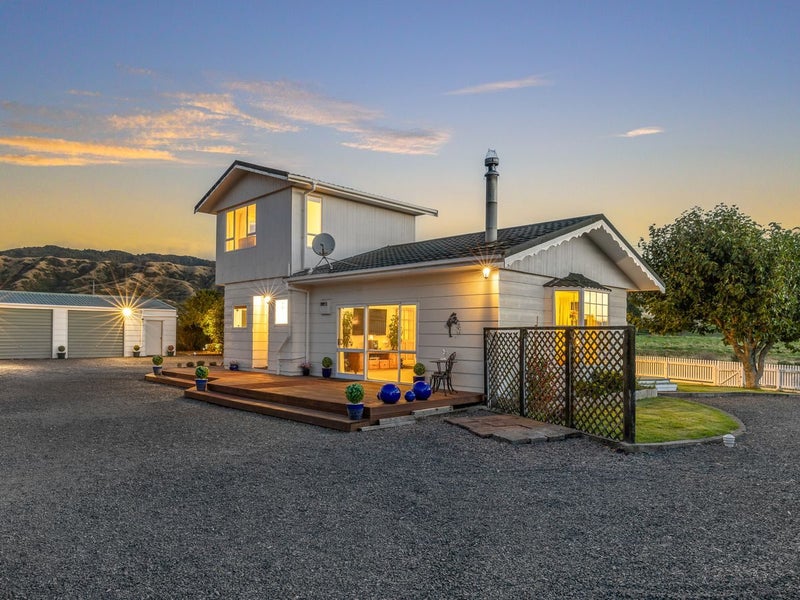 85 Florida Road, Muhunoa East, Levin - Carousel 1