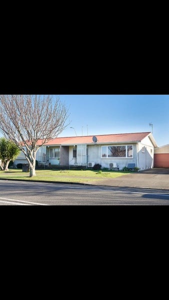 402 Willowpark Road South, Akina, Hastings - Carousel 1