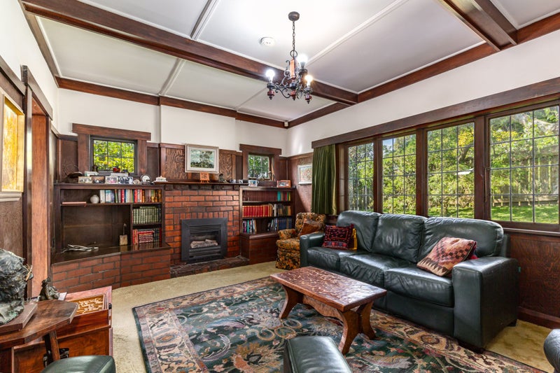 2 Beacon Hill Road, Seatoun, Wellington - Carousel 2