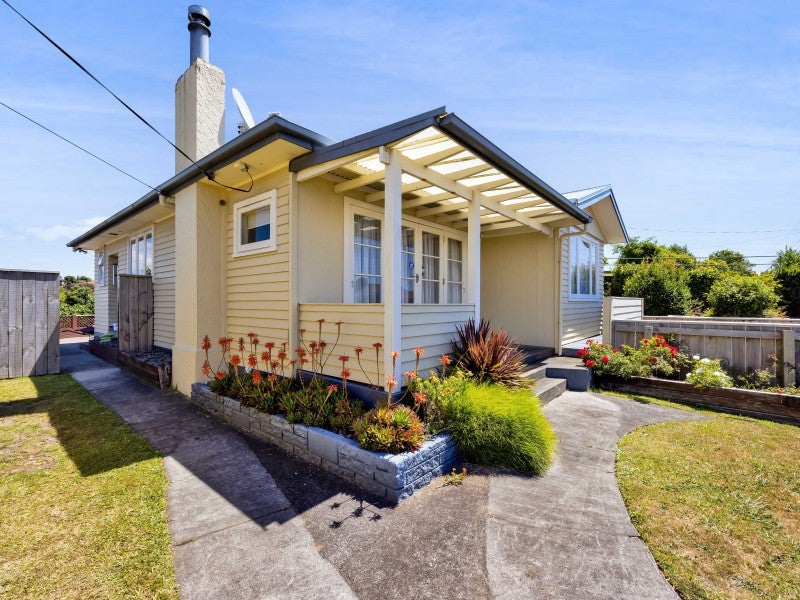 77 Omata Road, Marfell, New Plymouth - Carousel 26