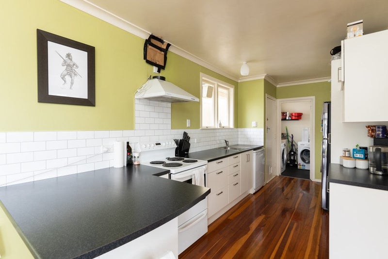 2 Croxley Place, Terrace End, Palmerston North - Carousel 2