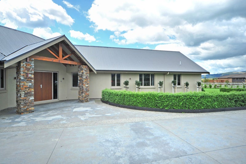 101 Polson Hill Drive, Palmerston North - Carousel 2