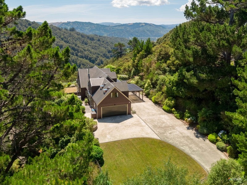 13 Sierra Way, Blue Mountains, Upper Hutt - Carousel 2