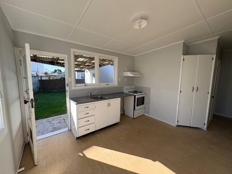 15A Robinson Avenue, Holdens Bay, Rotorua - Carousel 2