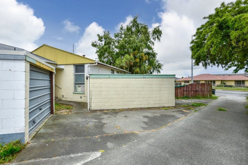 2/72 Springs Road, Hornby, Christchurch - Carousel 16