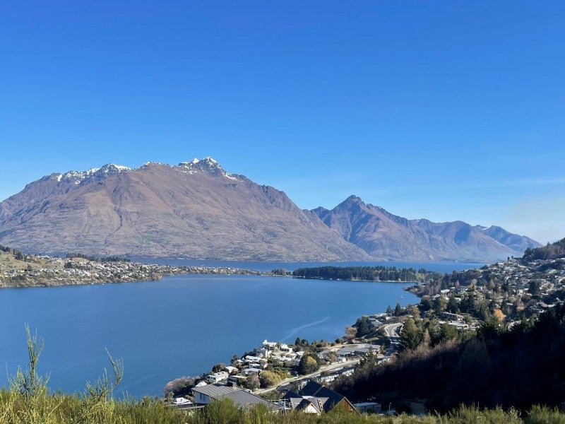 2 Luckie Lane, Queenstown Hill, Queenstown - Carousel 1