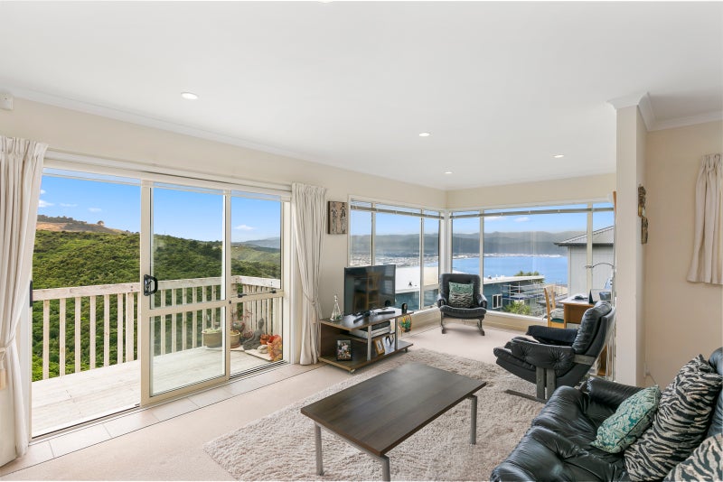 35 Tamworth Crescent, Newlands, Wellington - Carousel 2