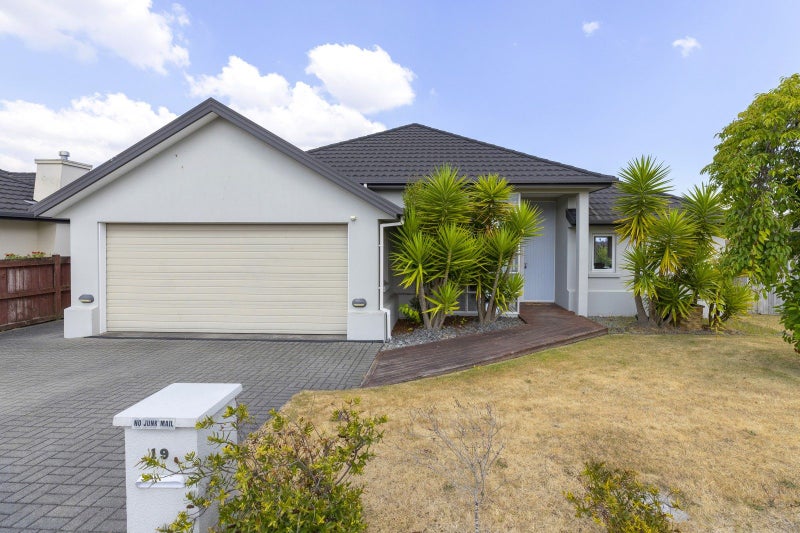 19 Acacia Bay Road, Nukuhau, Taupo - Carousel 1