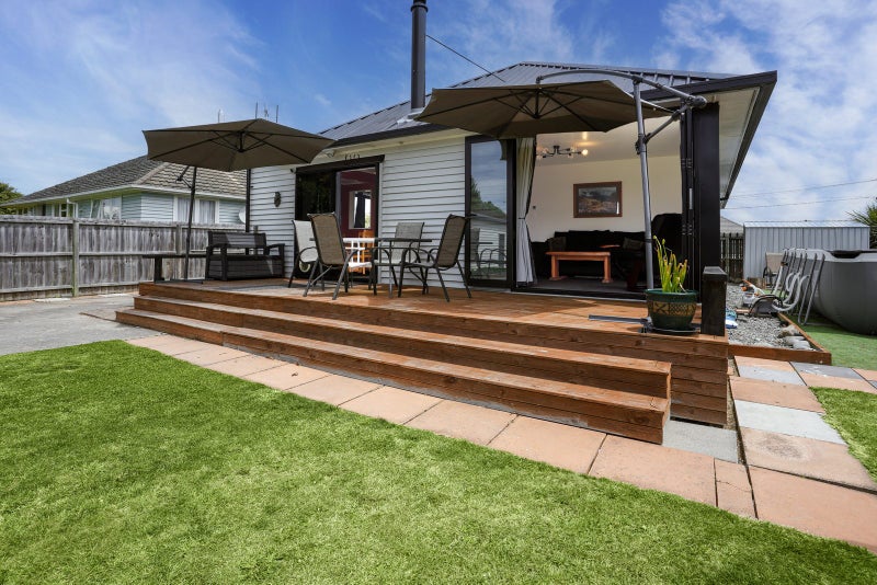 18 Bronwyn Street, Mairehau, Christchurch - Carousel 1