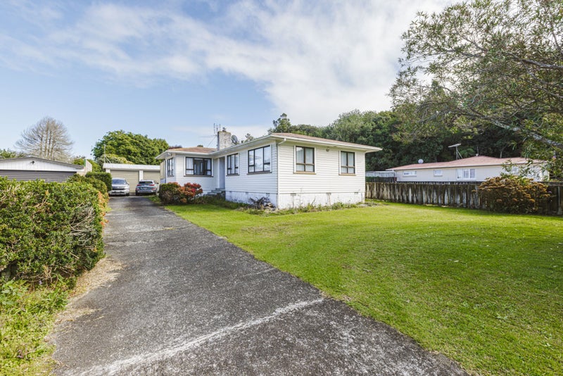 383 Great South Road, Opaheke, Papakura - Carousel 1