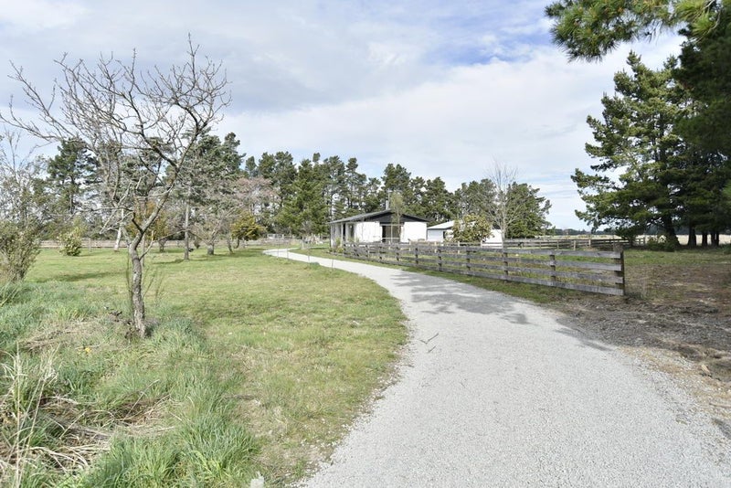 271 German Road, Oxford - Carousel 20