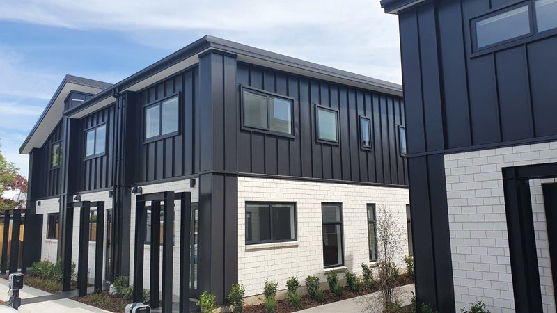 2/131 Merivale Lane, Merivale, Christchurch - Carousel 1