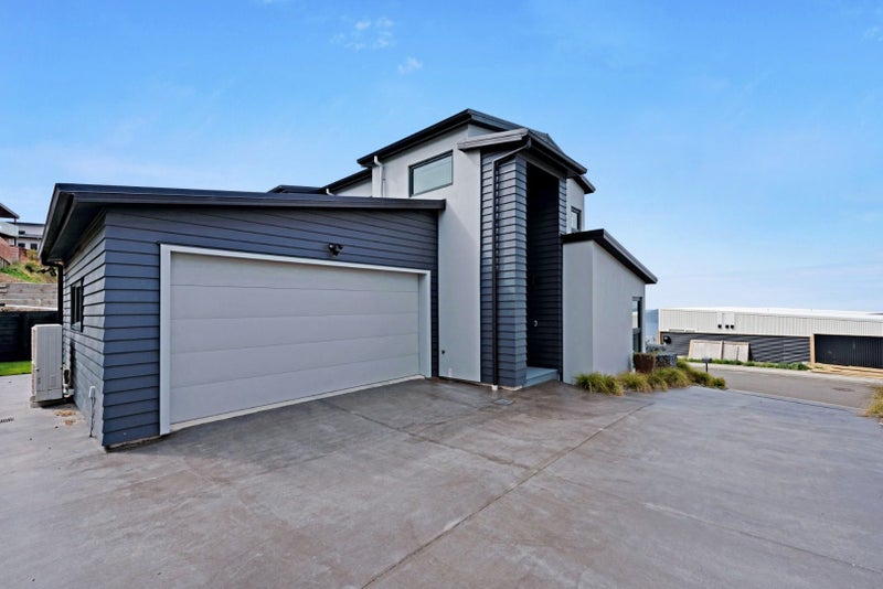 5 Cessna Way, Newlands, Wellington - Carousel 2